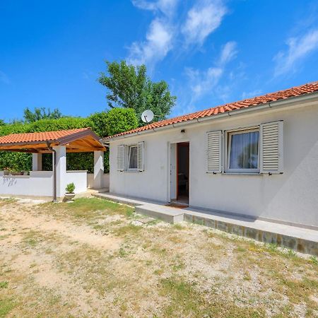 Awesome Home In Zminj With Wifi Dış mekan fotoğraf